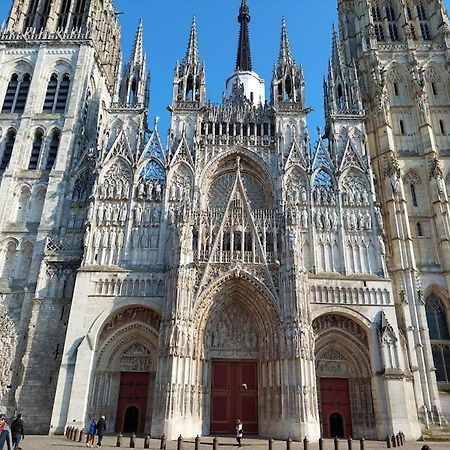Le Sympathique - Petit Dejeuner, Netflix, Jacuzzi Rouen Exterior foto