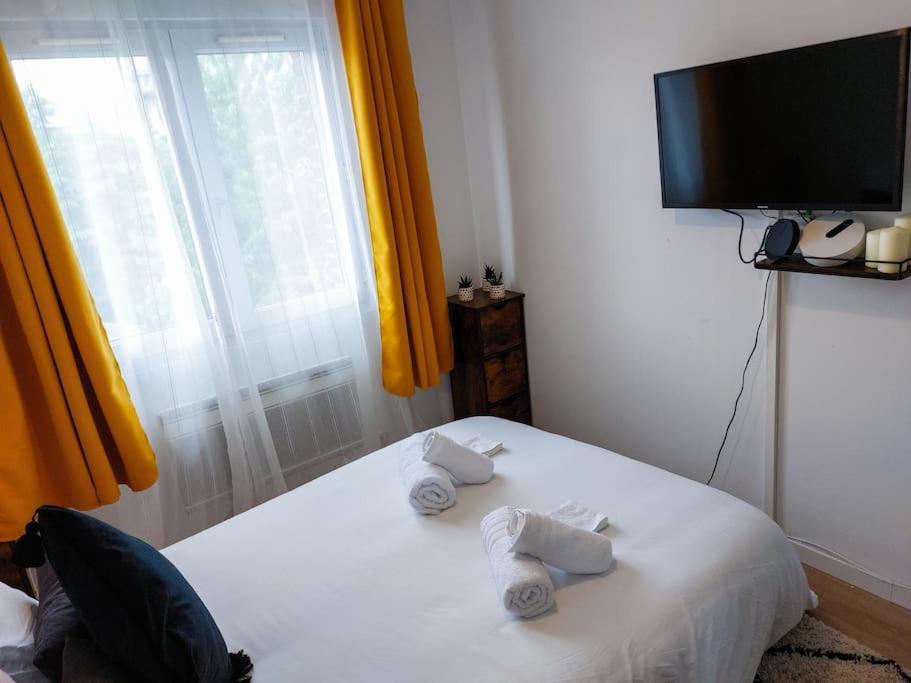 Le Sympathique - Petit Dejeuner, Netflix, Jacuzzi Rouen Exterior foto